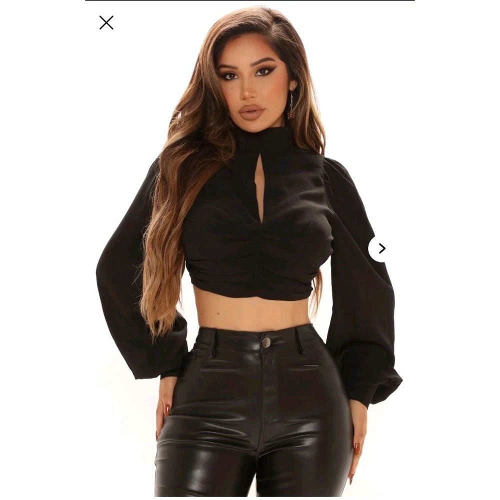 NWT Fashion Nova Drinks Are‎ On You Black Top XL Keyhole Open Back Crop
